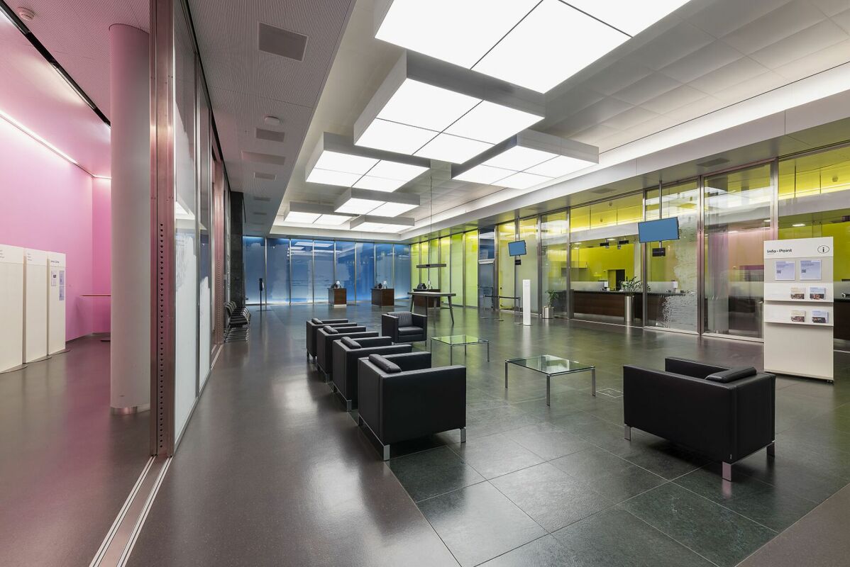 1700m² de bureaux