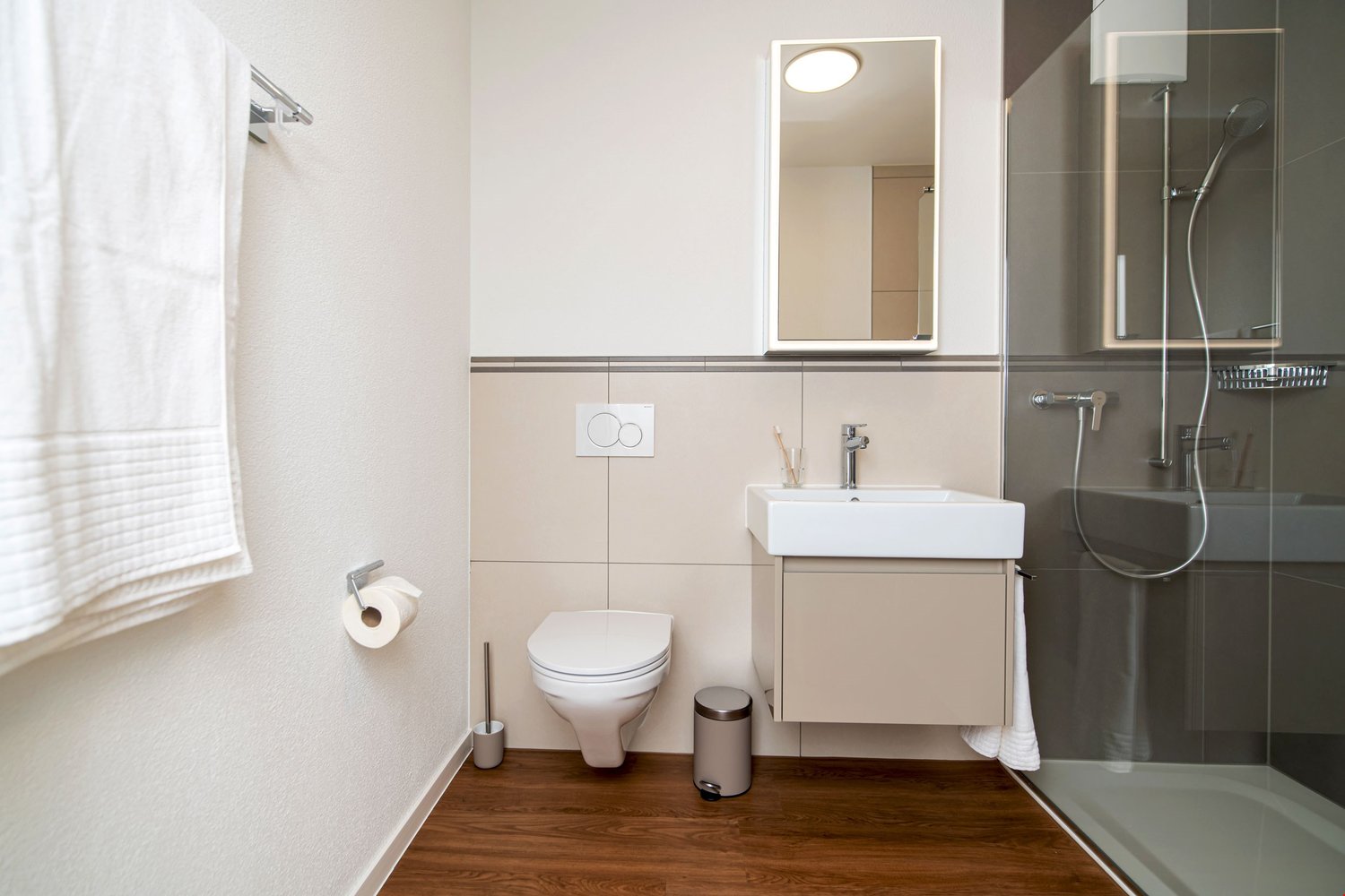 2 ½ pièces appartement meublé, photo 2 sur 7