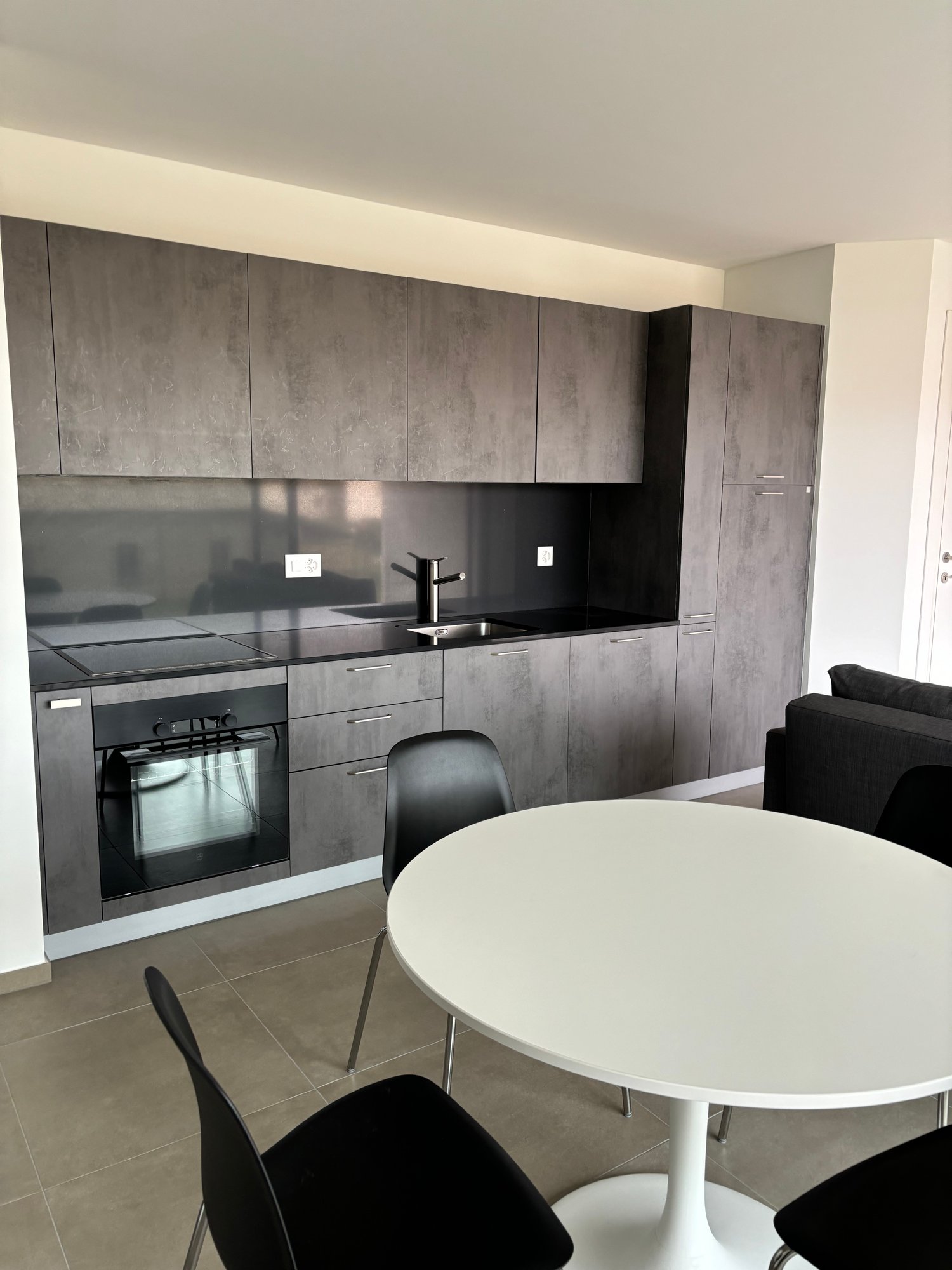 2 ½ pièces appartement meublé, photo 3 sur 10