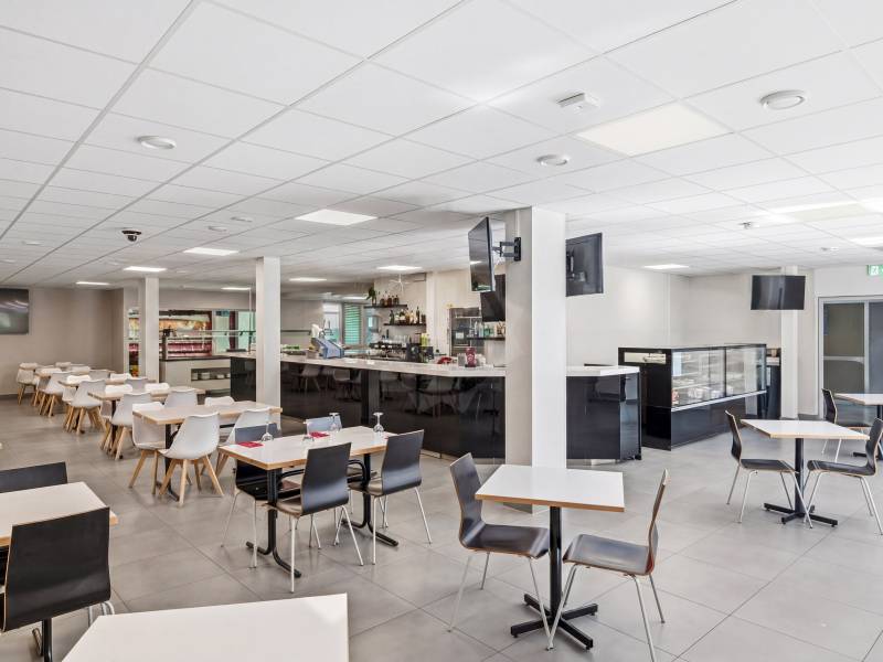 640m² arcade, photo 3 sur 7