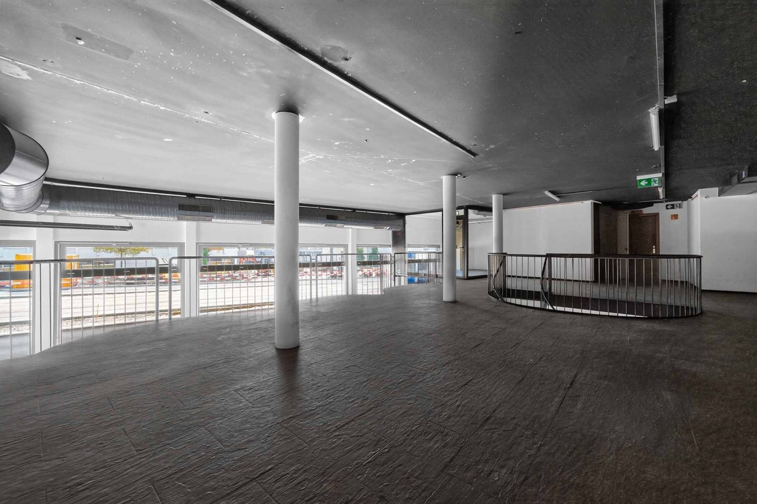 267m² commercial