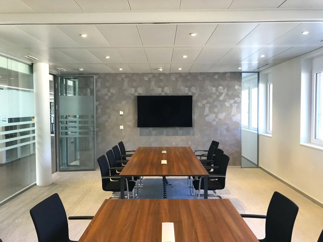 850m² office