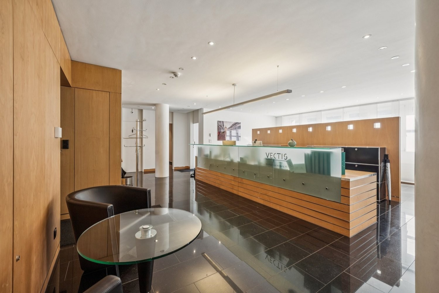 Bureau de 236m², photo 4 sur 10