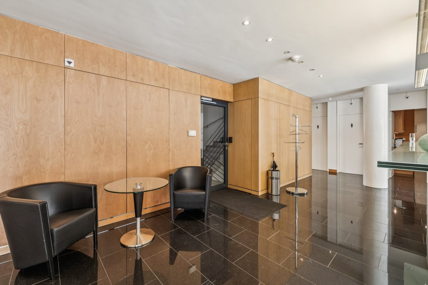 Bureau de 236m², photo 3 sur 10
