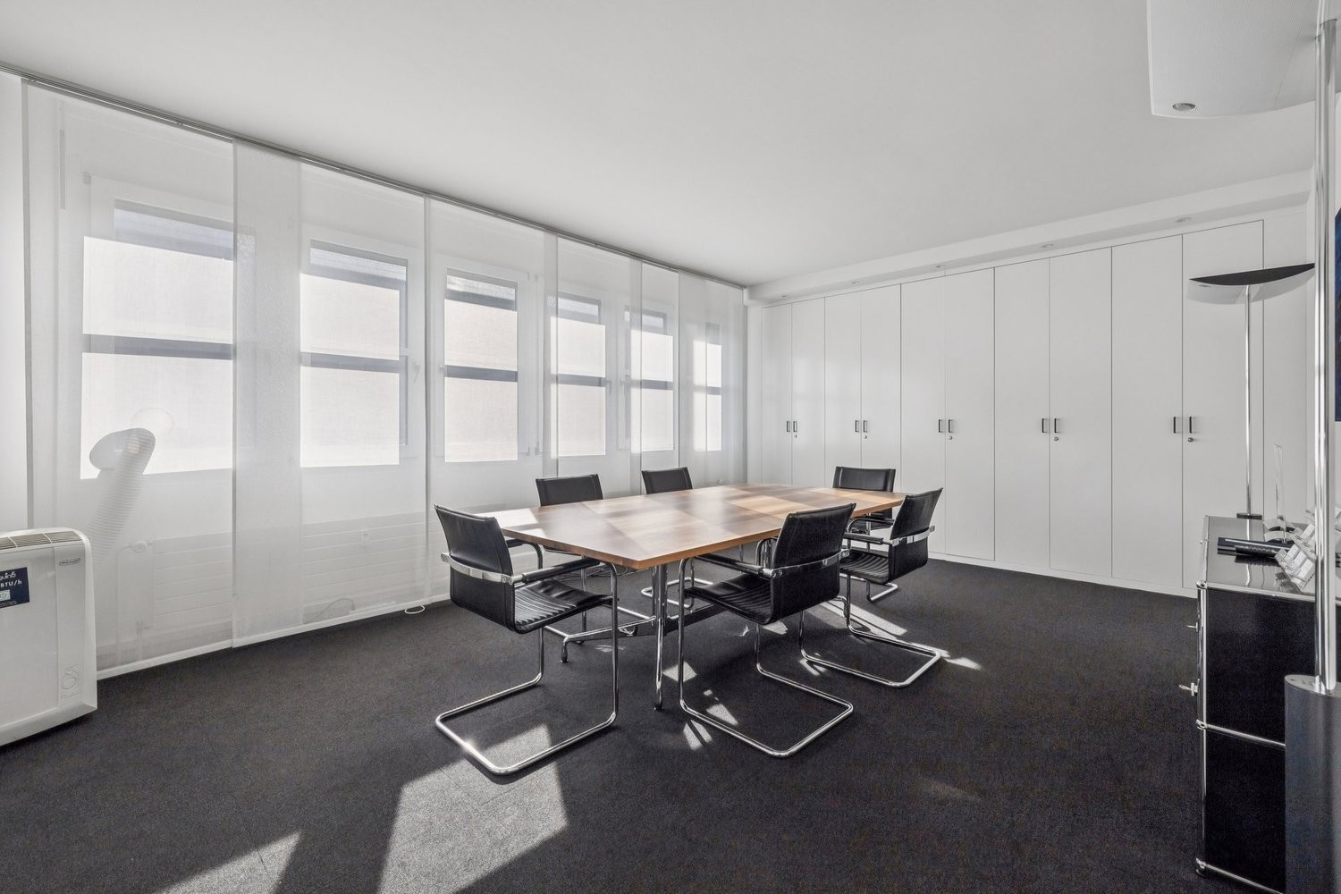 Bureau de 236m², photo 8 sur 10