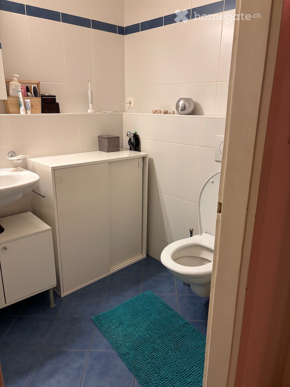 1 room single room
