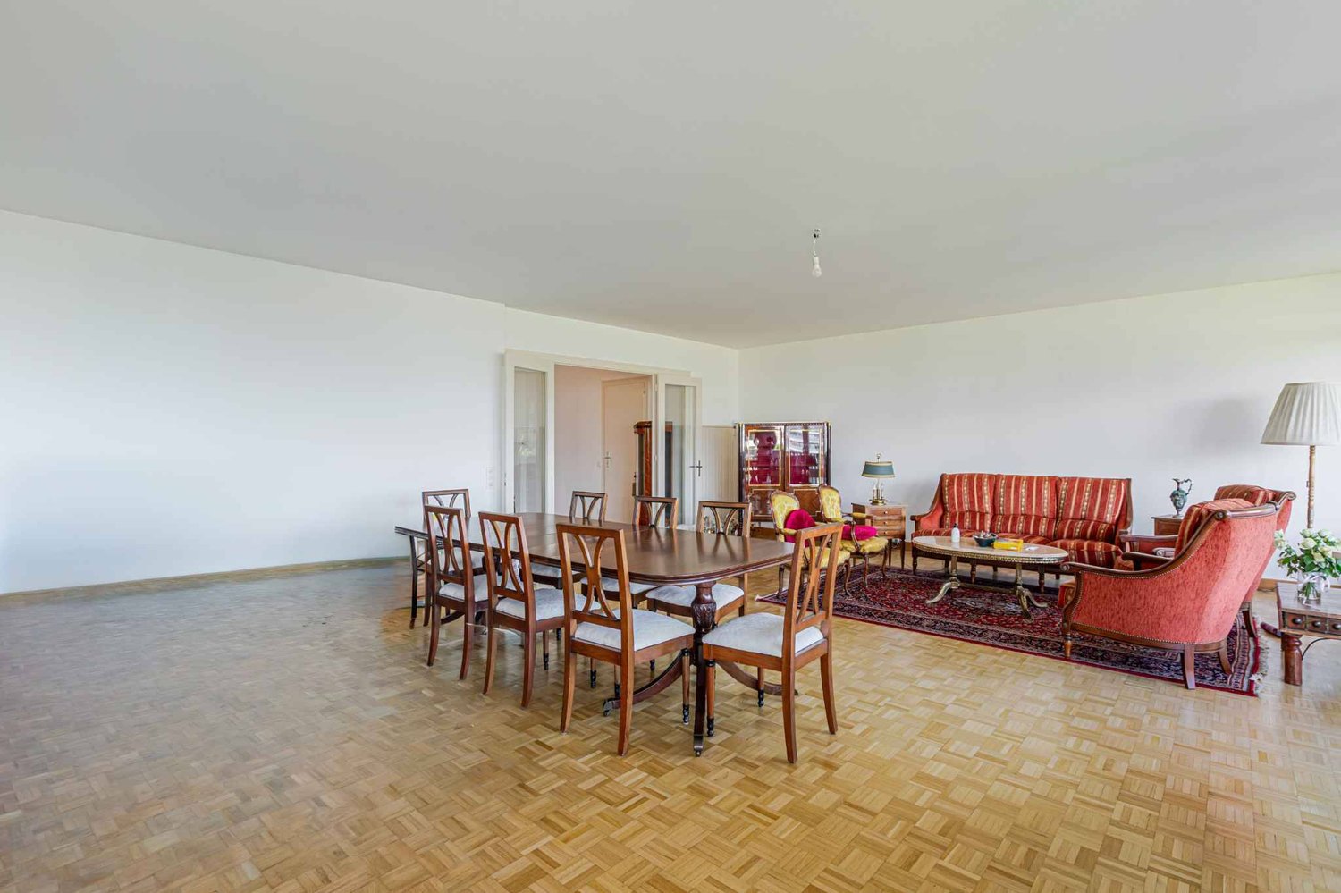 7 rooms apartment