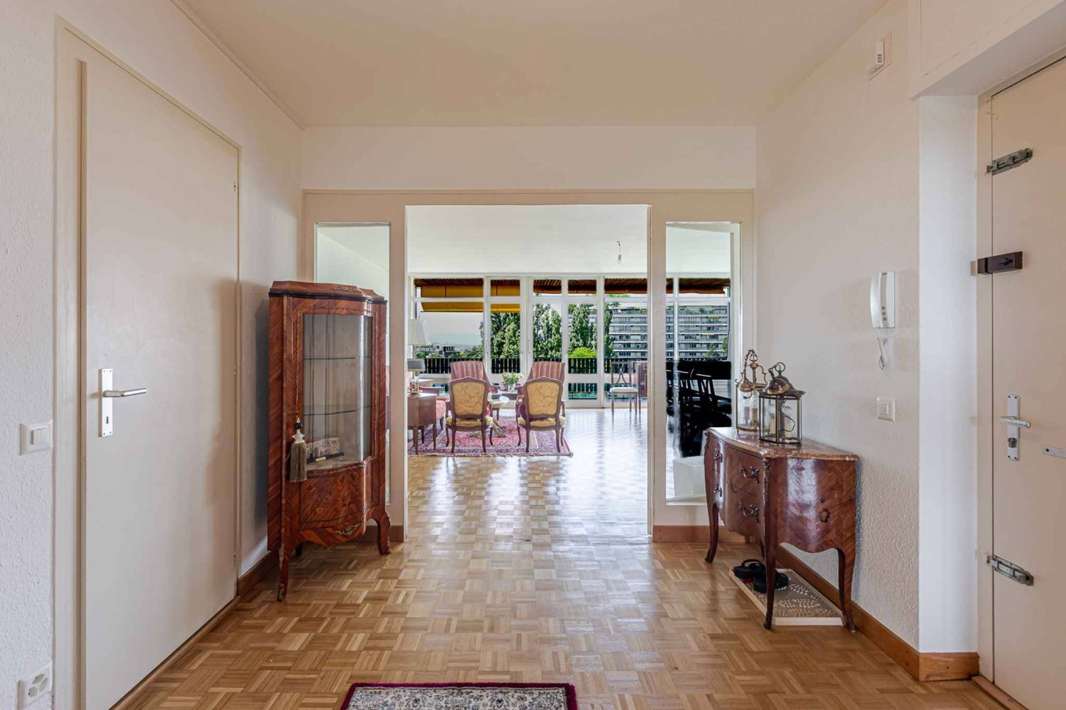 7 rooms apartment