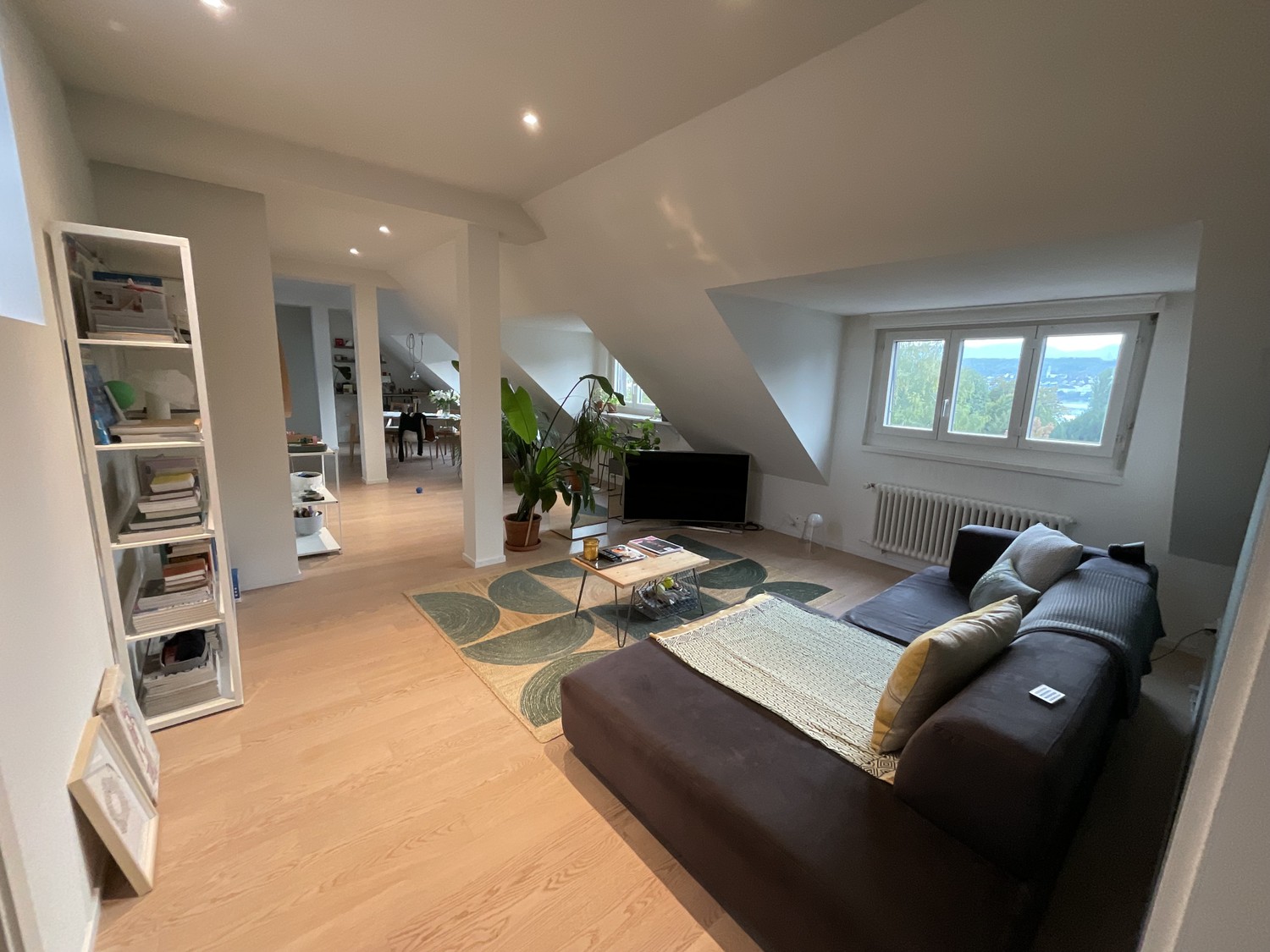 appartement de 2 pièces sous les combles, photo 1 sur 10