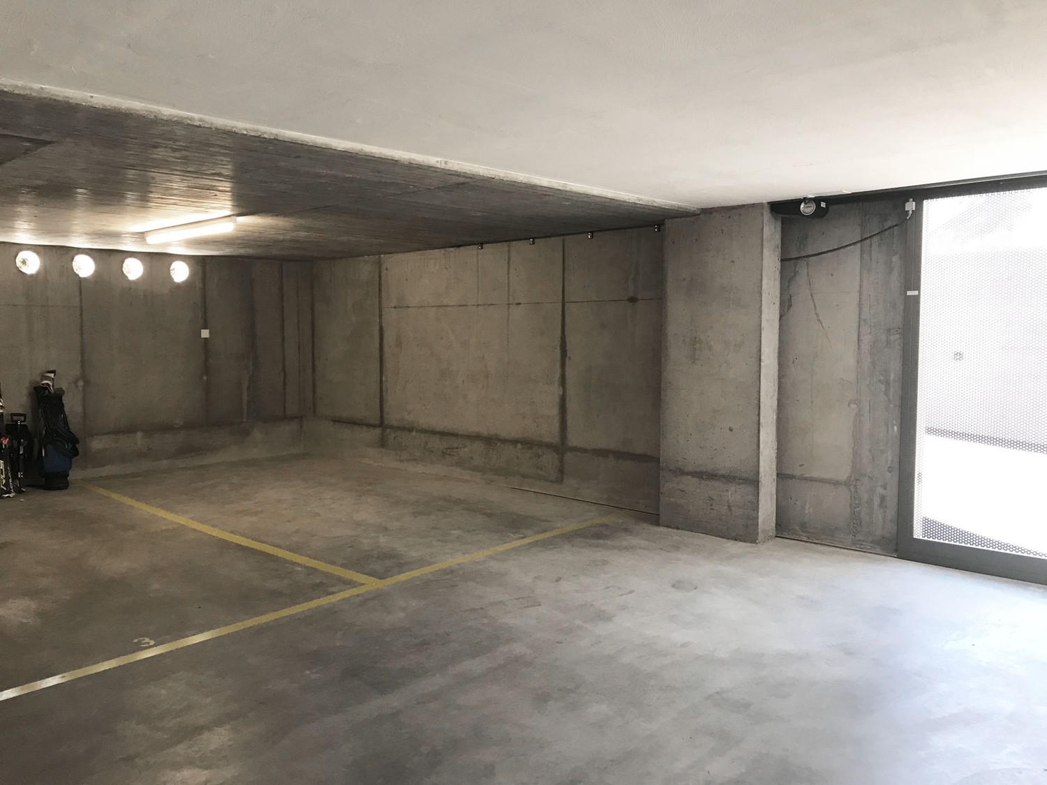 Espace ouvert de 10m², photo 2 sur 3