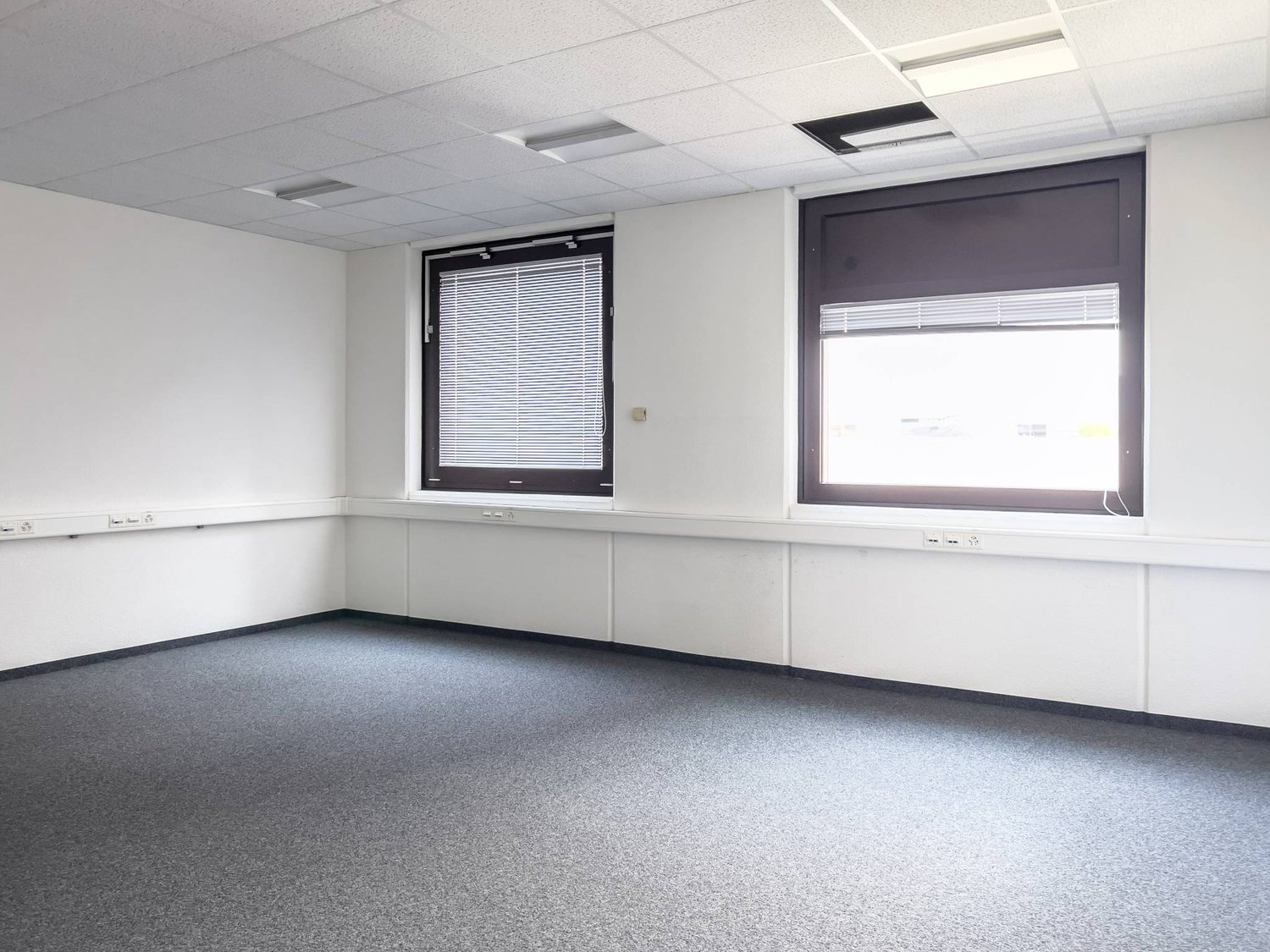 373m² office, photo 5 sur 6