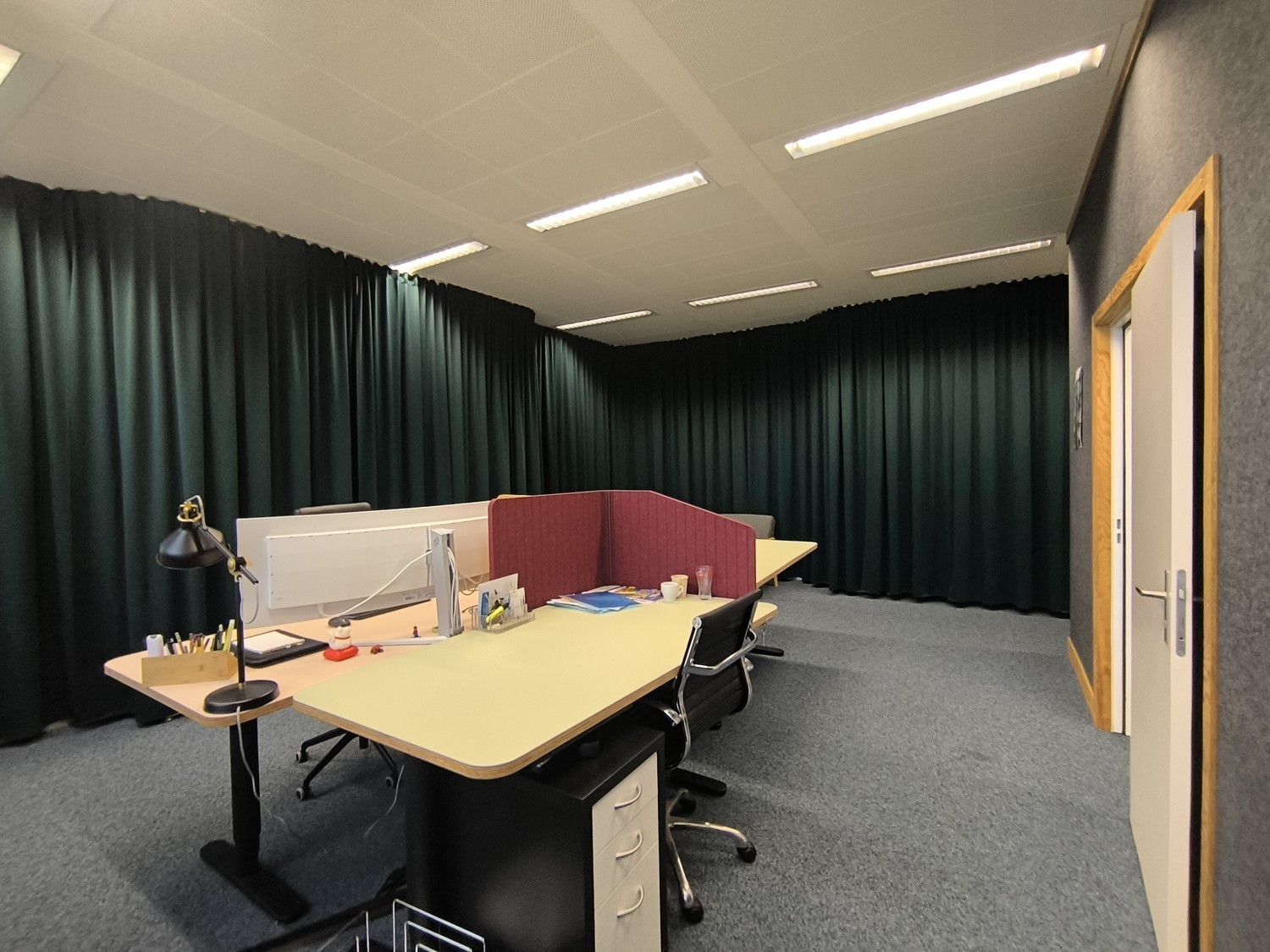 80m² bureau