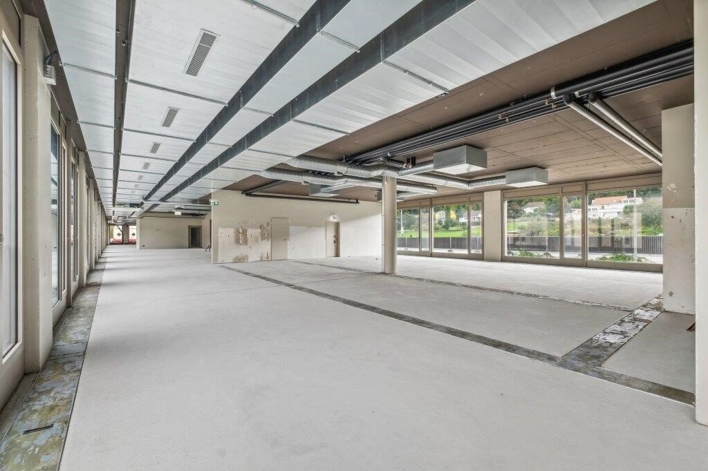 1256m² bureau, photo 3 sur 10