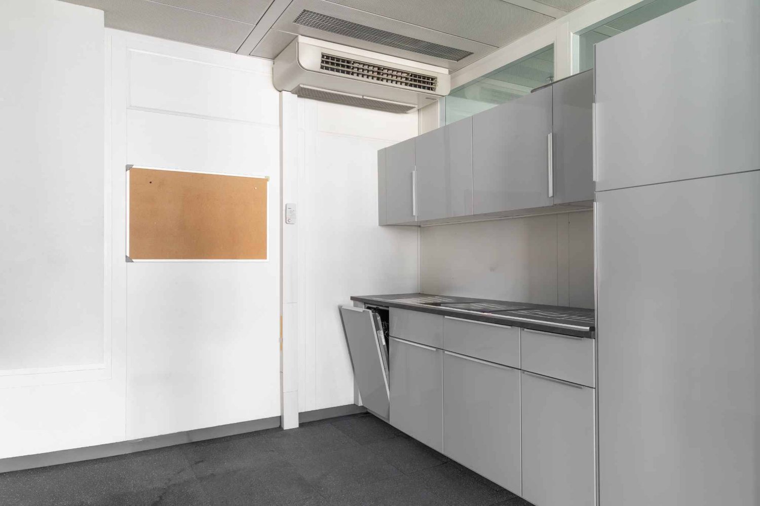 198m² office, photo 4 sur 10