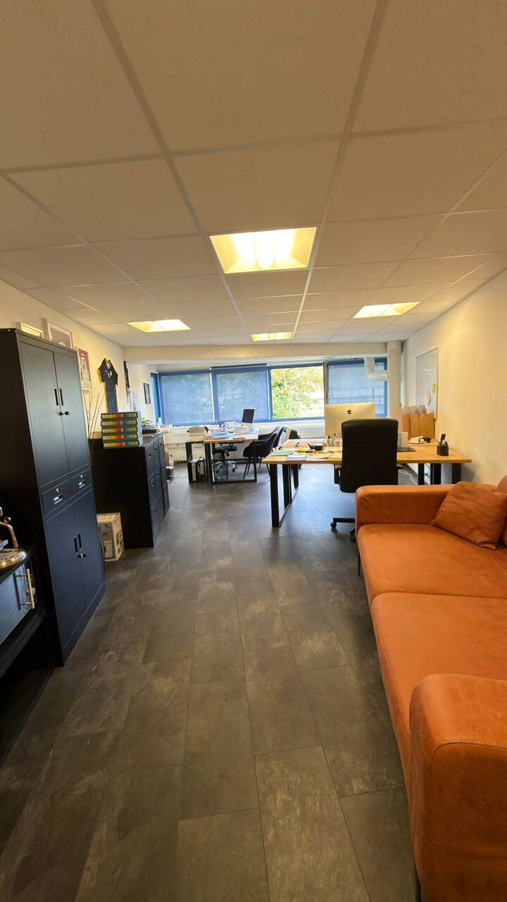 37m² office, photo 4 sur 4