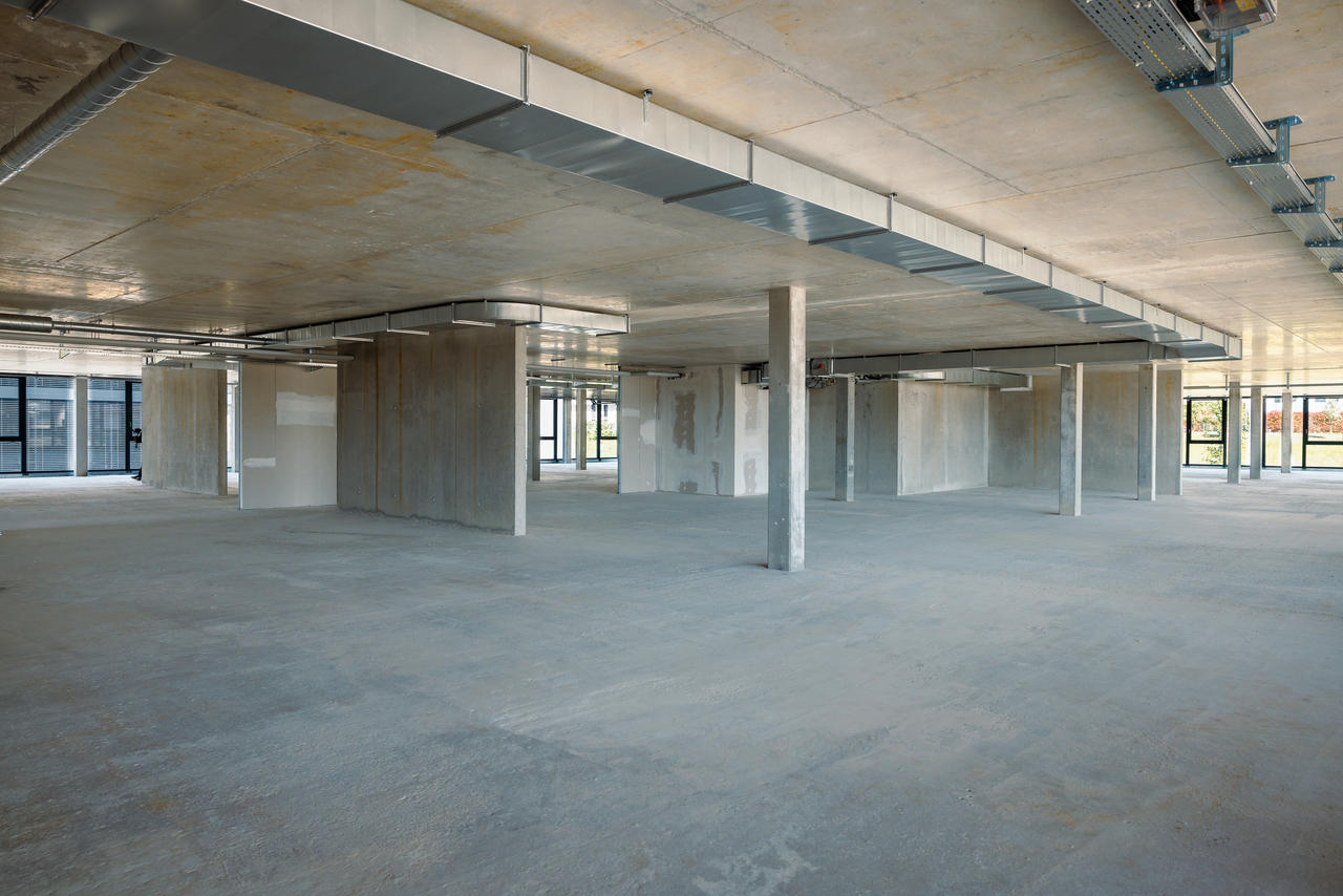 110m² atelier, photo 2 sur 6