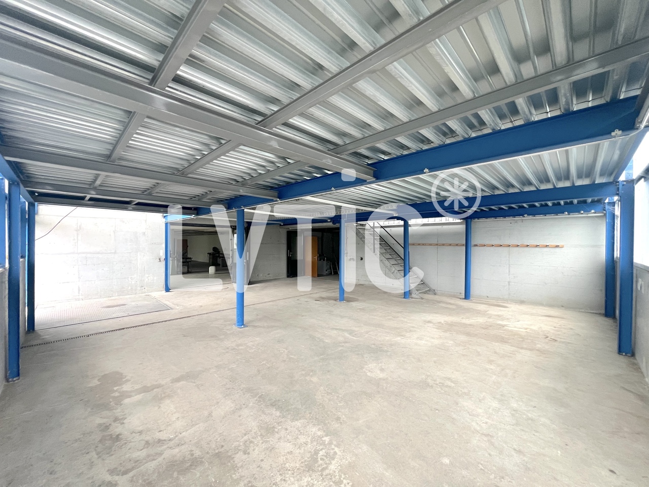 622m² atelier, photo 7 sur 10