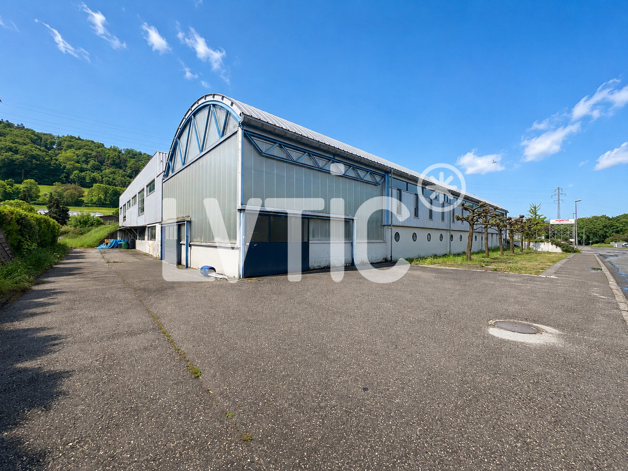 622m² atelier, photo 1 sur 10