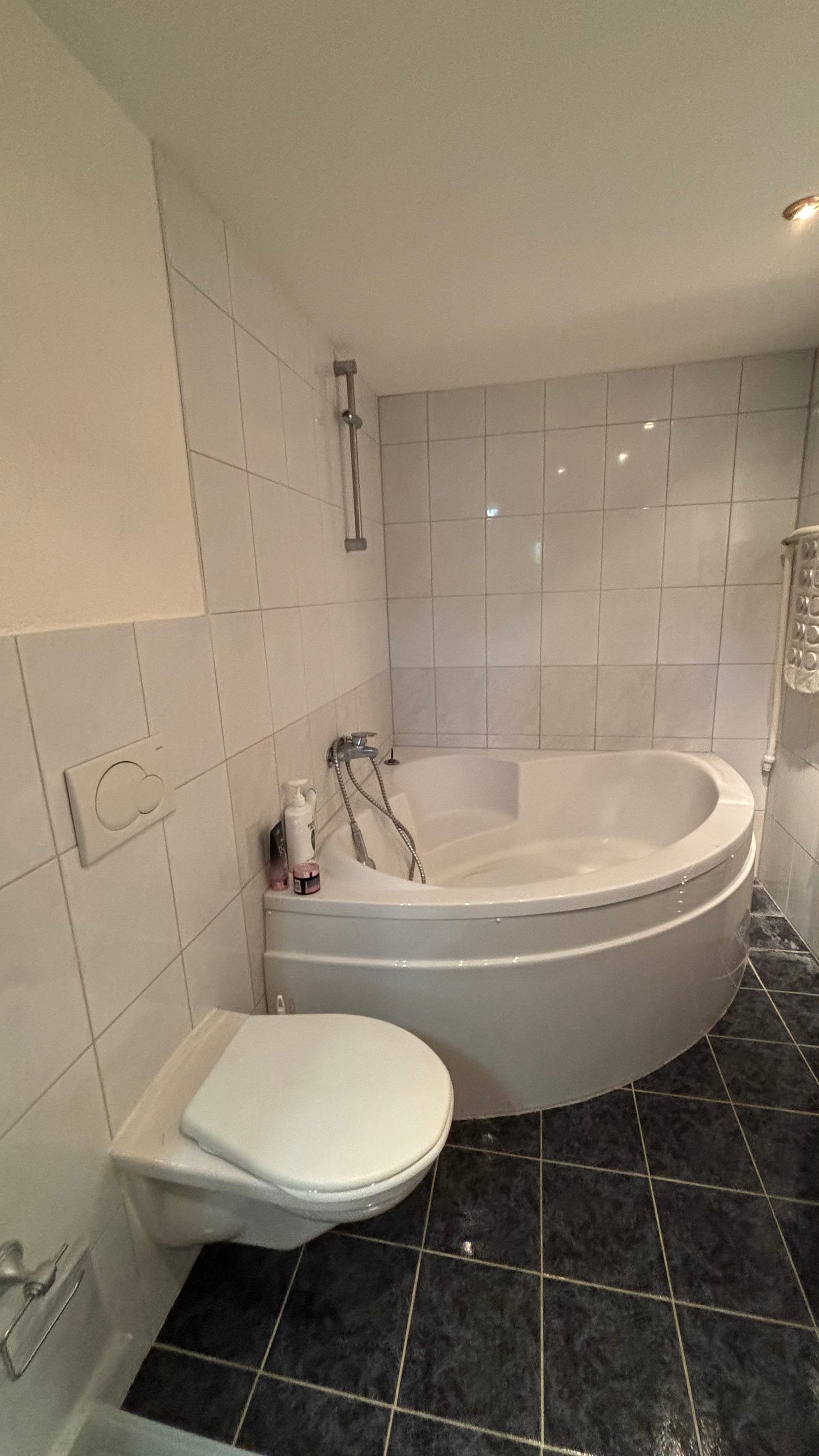 Appartement de 2 ½ pièces, photo 1 sur 6