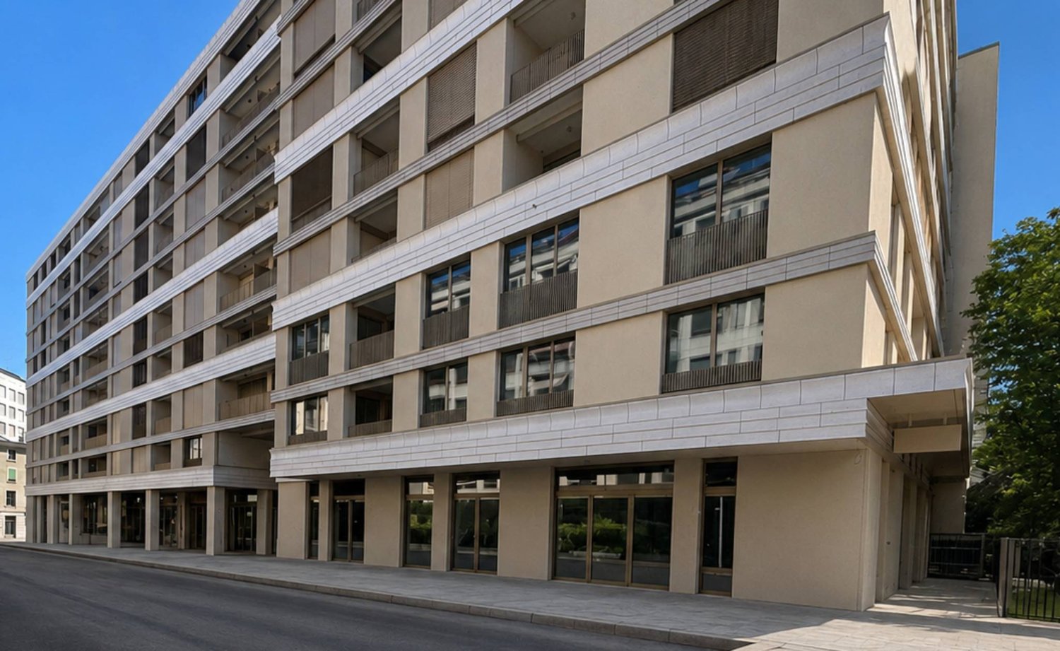 185m² Arcade