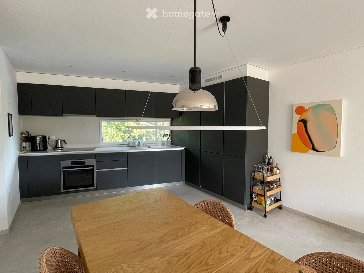 Appartement de 3 ½ pièces

Nous cherchons un repreneur pour notre lumineux appartement de 3.5 à Cassina dAgno.

D'OCTOBRE

L'appartement se situe au deuxième étage et dispose de :
cuisine open space avec séjour
2 salles de bain (une avec baignoire, l'autre avec douche, lave-linge et sèche-linge)
2 c