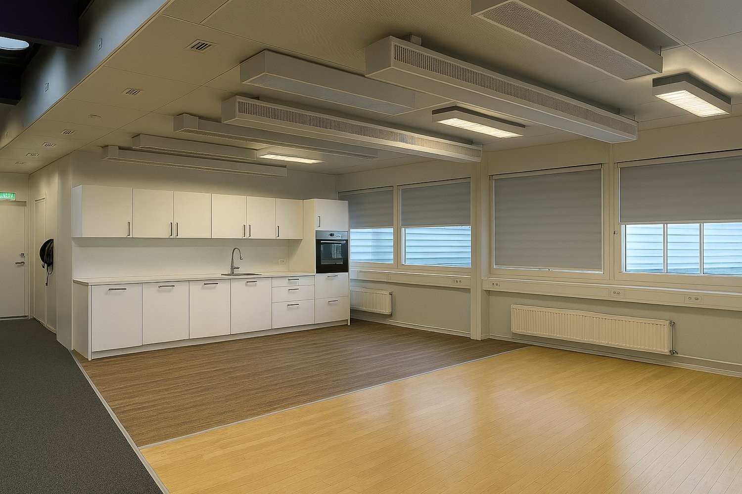 467m² office