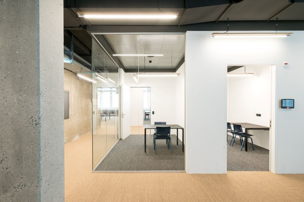 80m² bureau