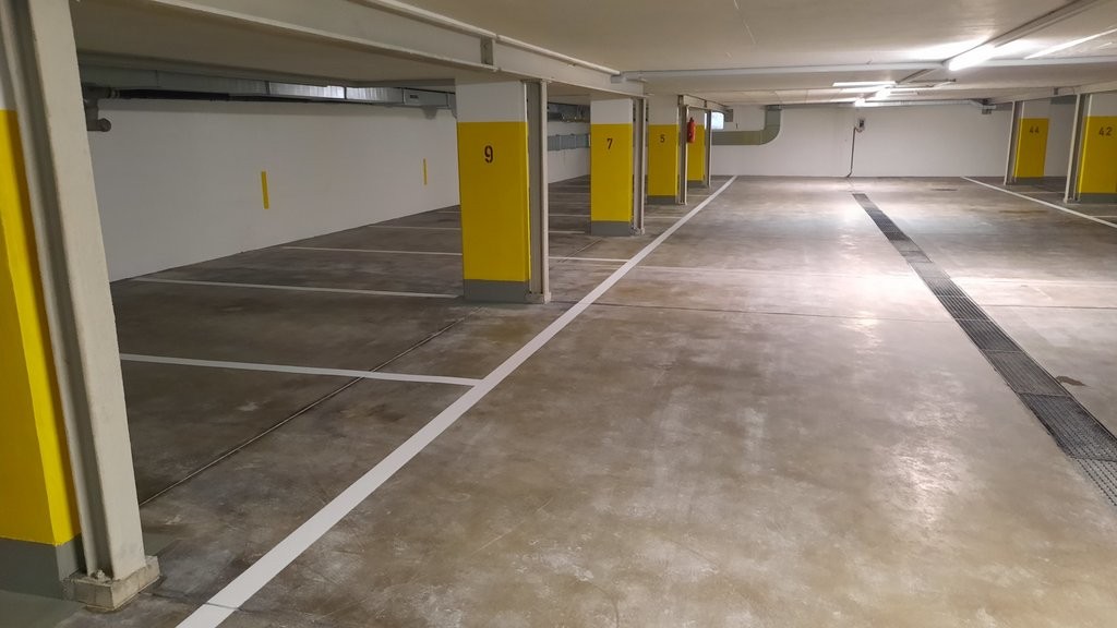 Place de parc souterrain, photo 4 sur 5