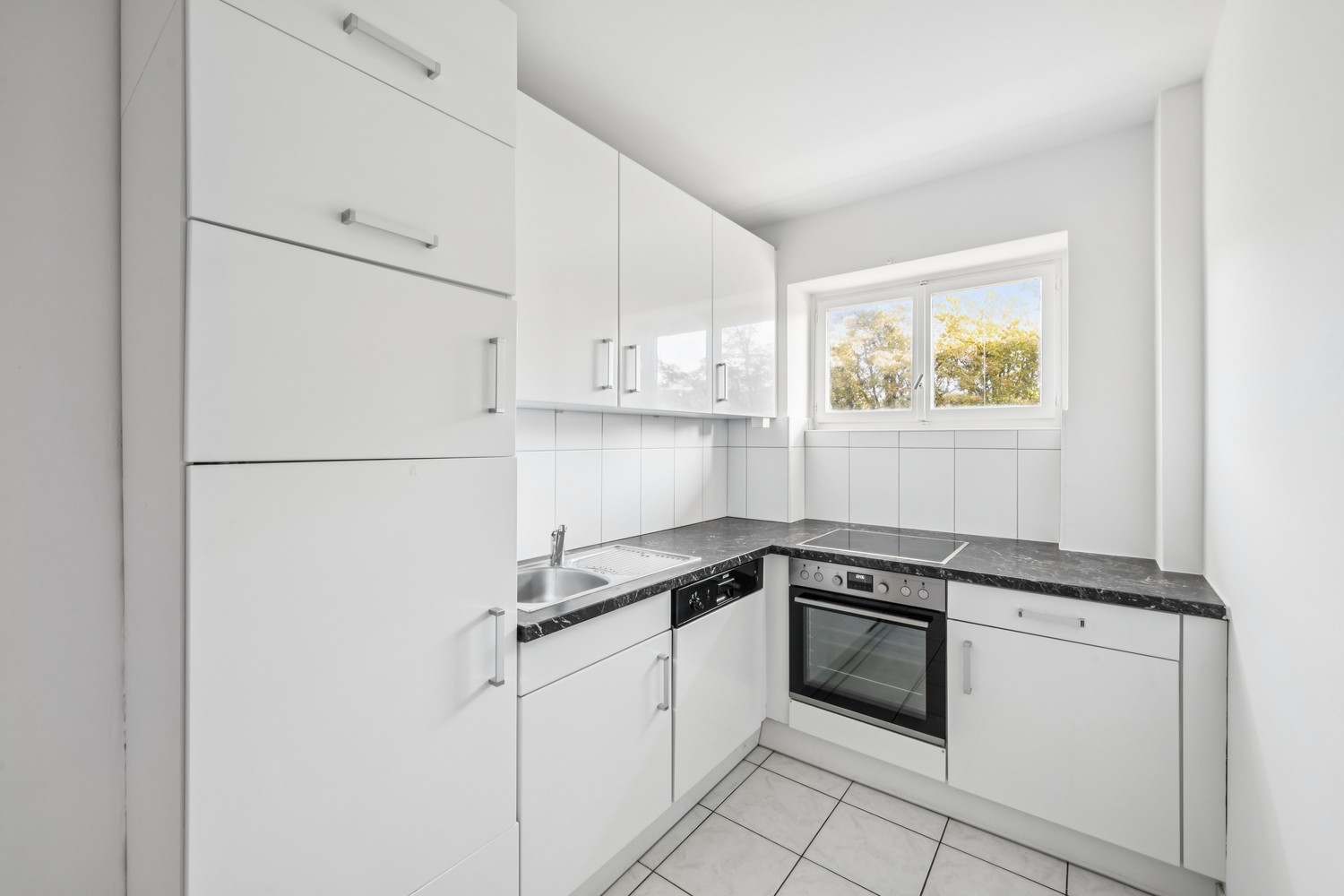 Appartement de 2 pièces, photo 1 sur 8