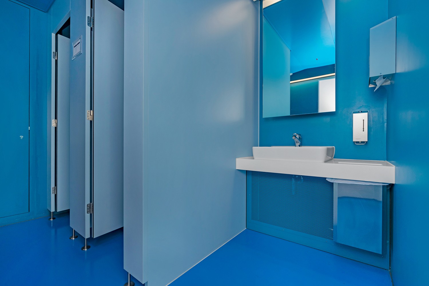 705m² de bureaux