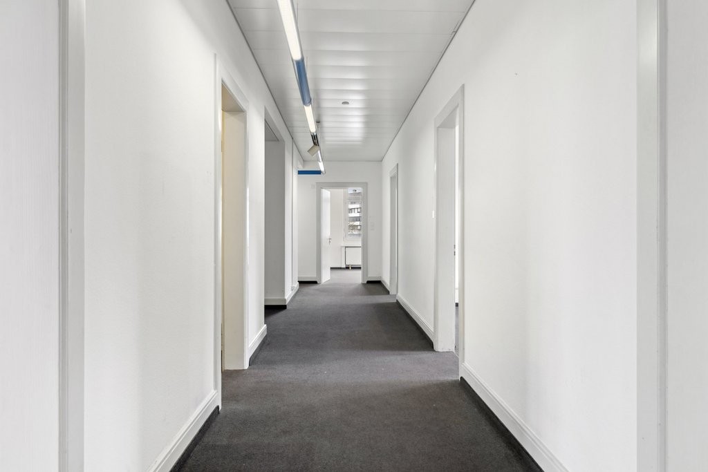 371m² de bureaux, photo 2 sur 10