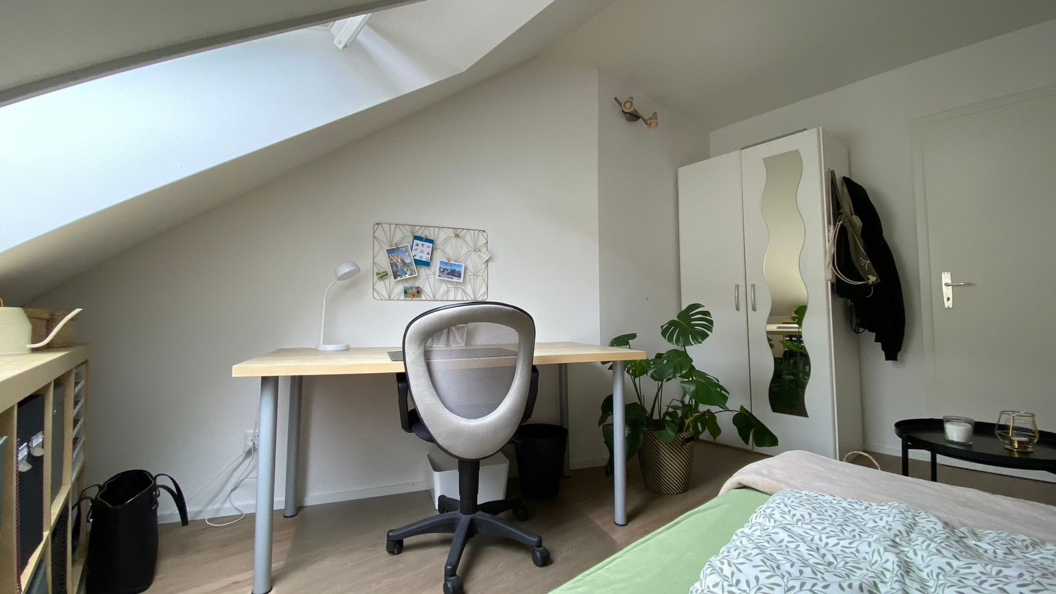 Chambre en colocation, photo 1 sur 8