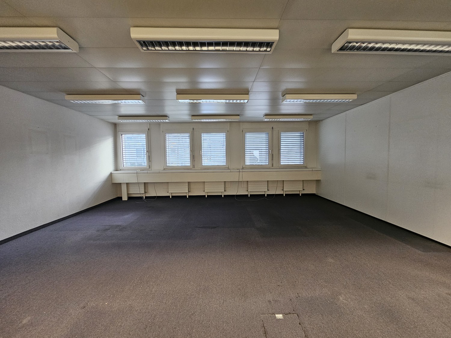 Bureau de 116-116m²