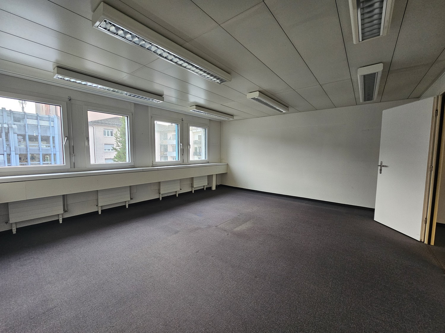 Bureau de 116-116m²