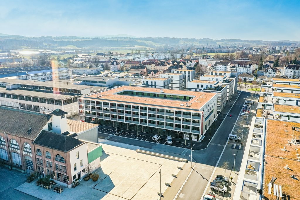 565m² de commerce