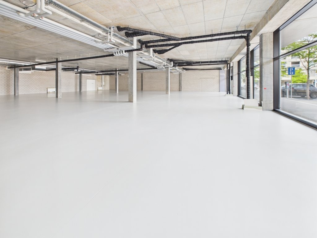 565m² de commerce