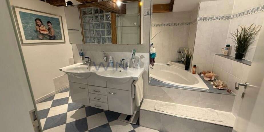 Maison individuelle de 8 pièces, photo 2 sur 10