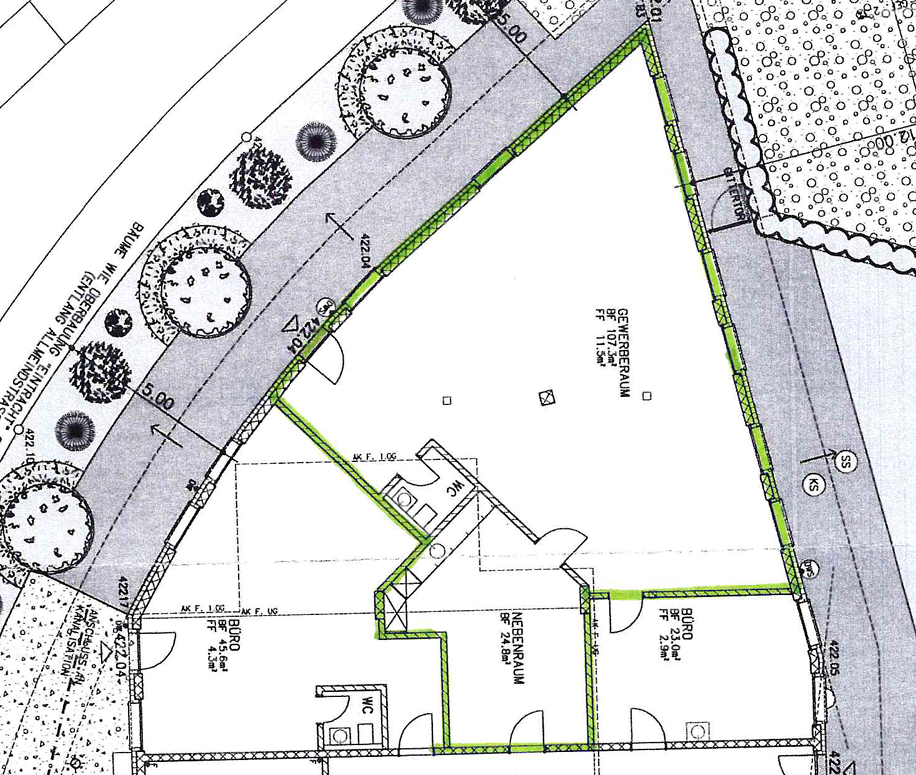 135m² commercial