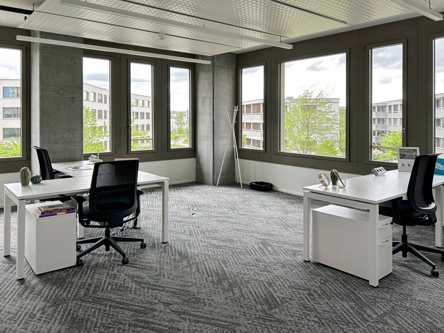 Bureau, photo 2 sur 10