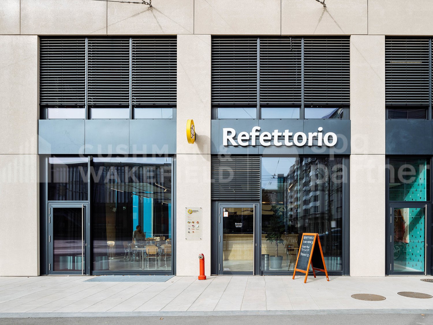 336m² commercial
