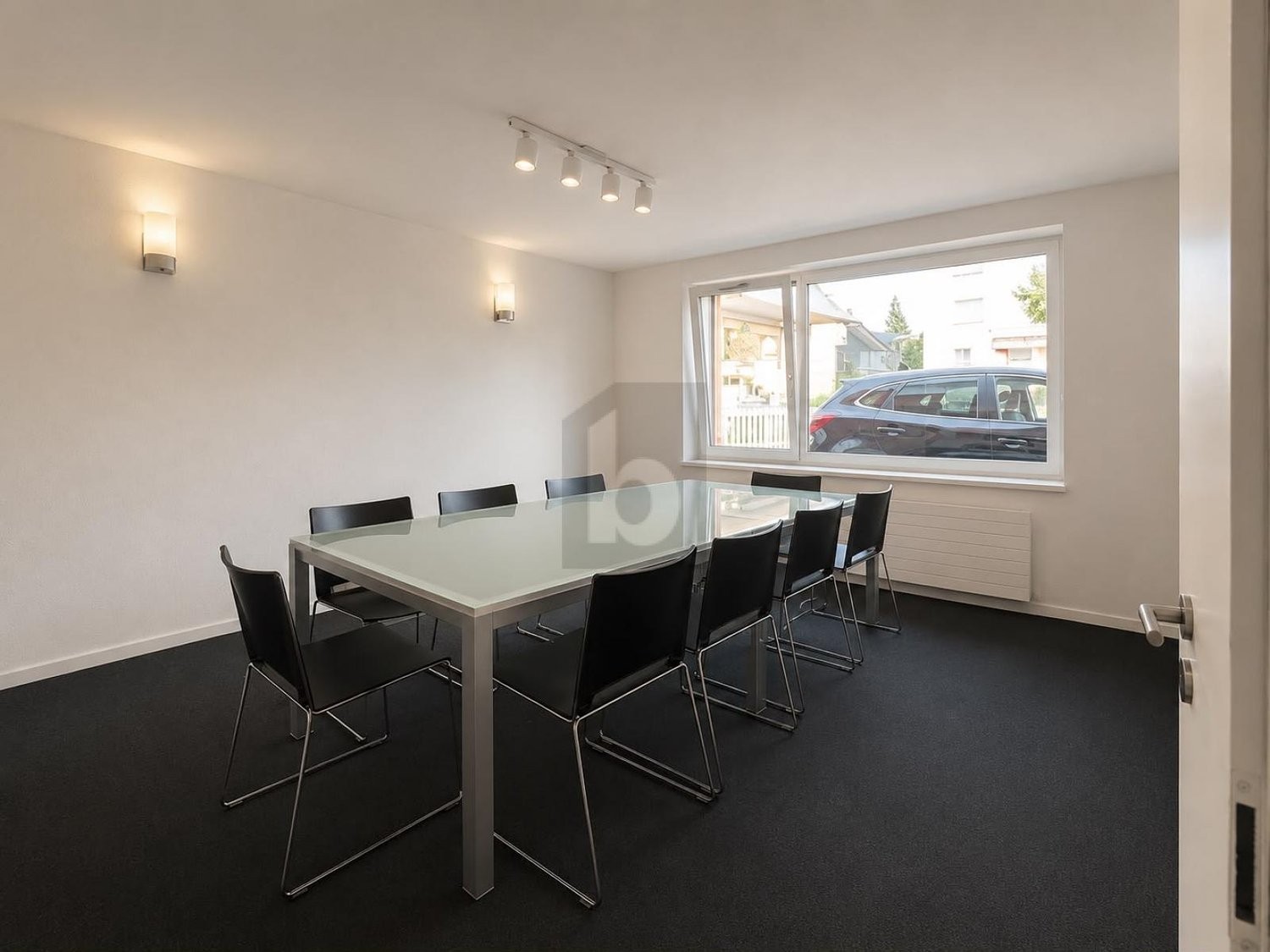 162m² bureau