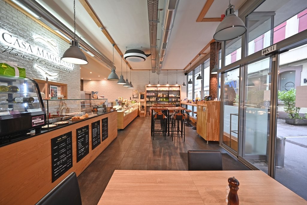 Commerce de 316m²