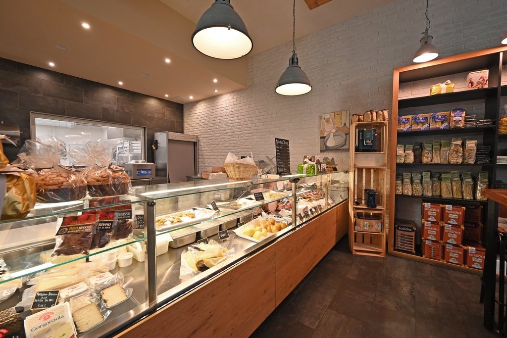 Commerce de 316m²