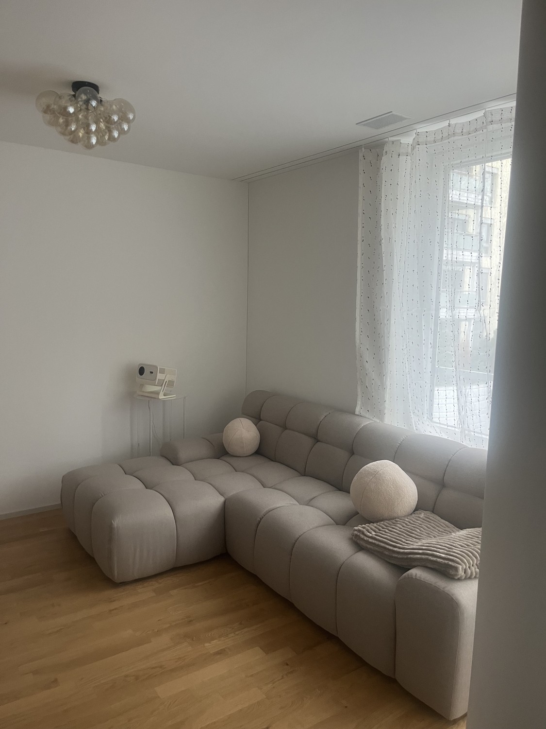 Appartement de 2 ½ pièces, photo 1 sur 8