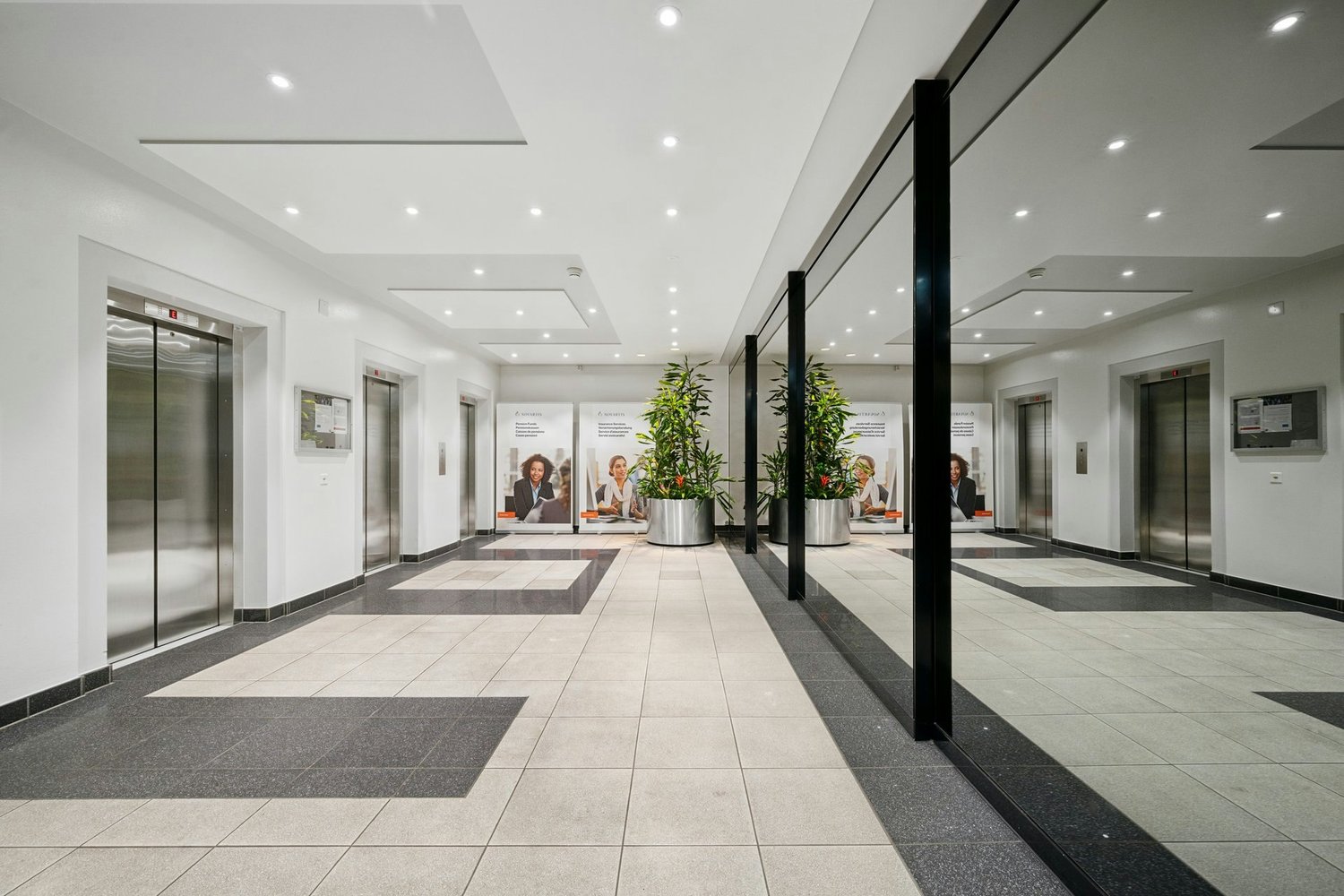 95m² bureau, photo 6 sur 8