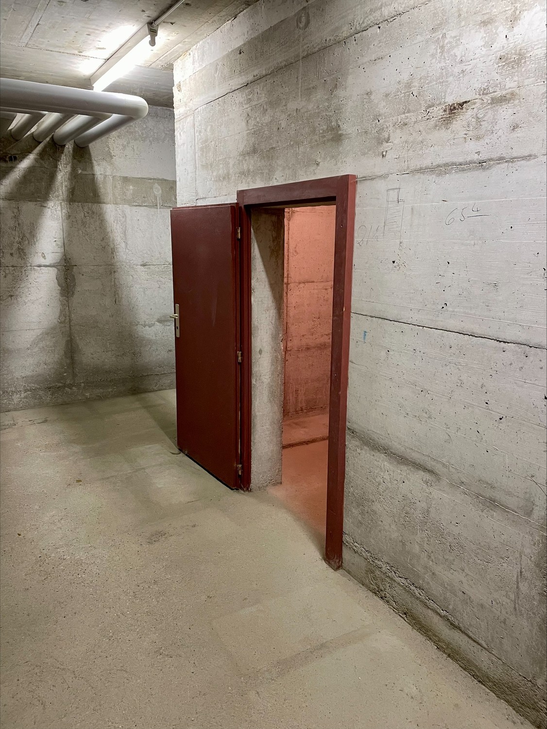 34m² cellar compartment