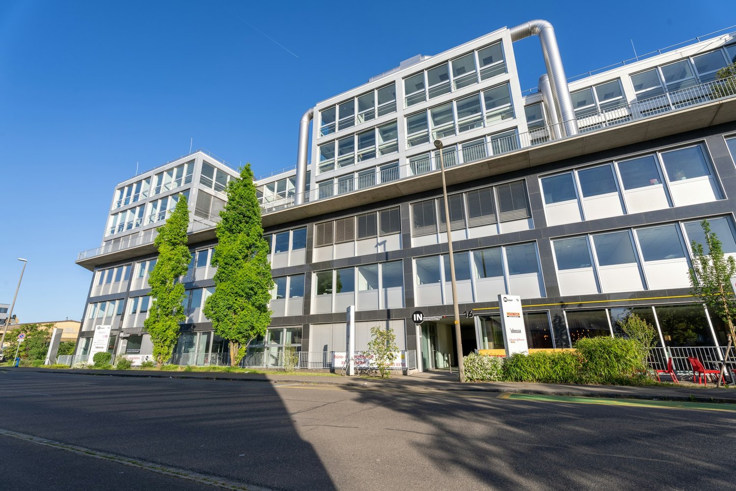 750m² bureau