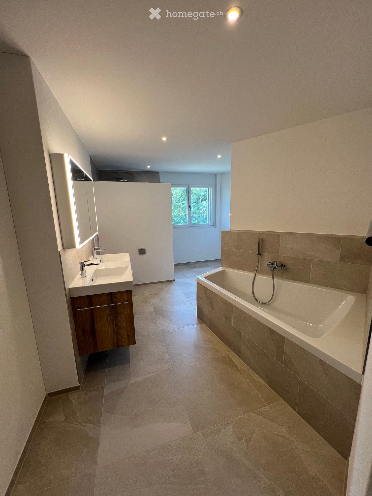 Appartement de 4 pièces, photo 3 sur 5