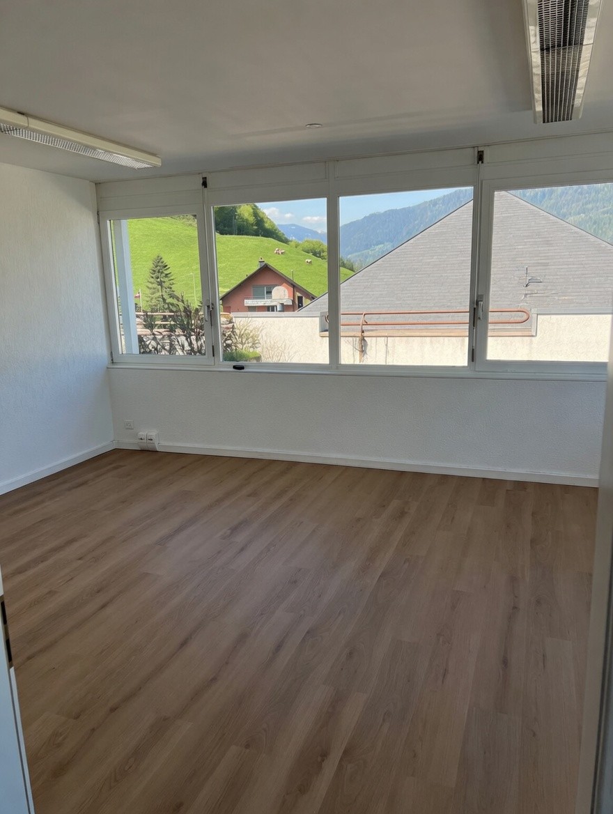 65m² bureau, photo 3 sur 5