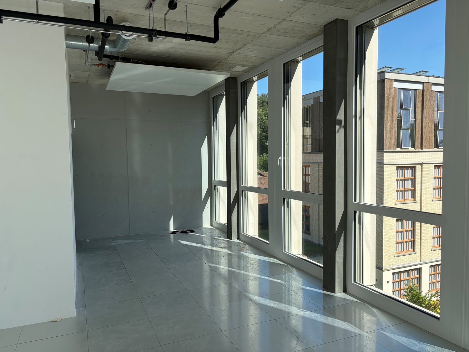 183m² bureau